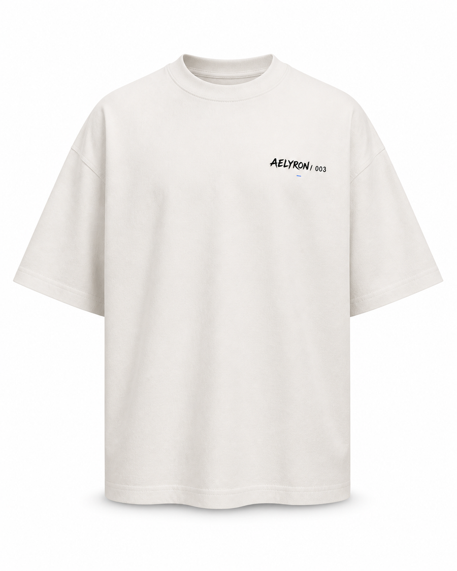 RENAISSANCE 003 — vue de face du t-shirt oversize graphique AELYRON