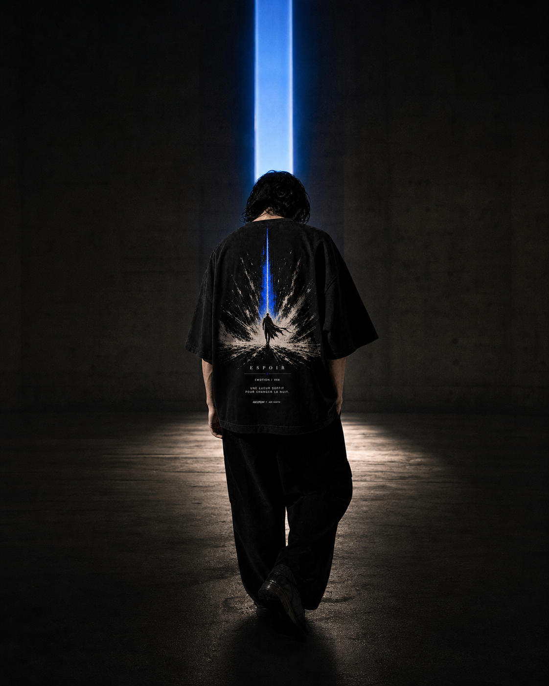 ESPOIR 004 — mise en situation du t-shirt oversize graphique AELYRON