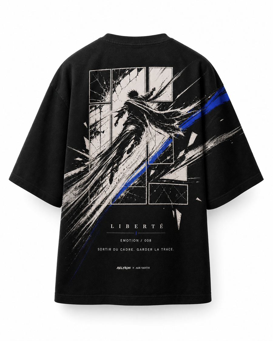 LIBERTÉ 008 — vue de dos du t-shirt oversize graphique AELYRON