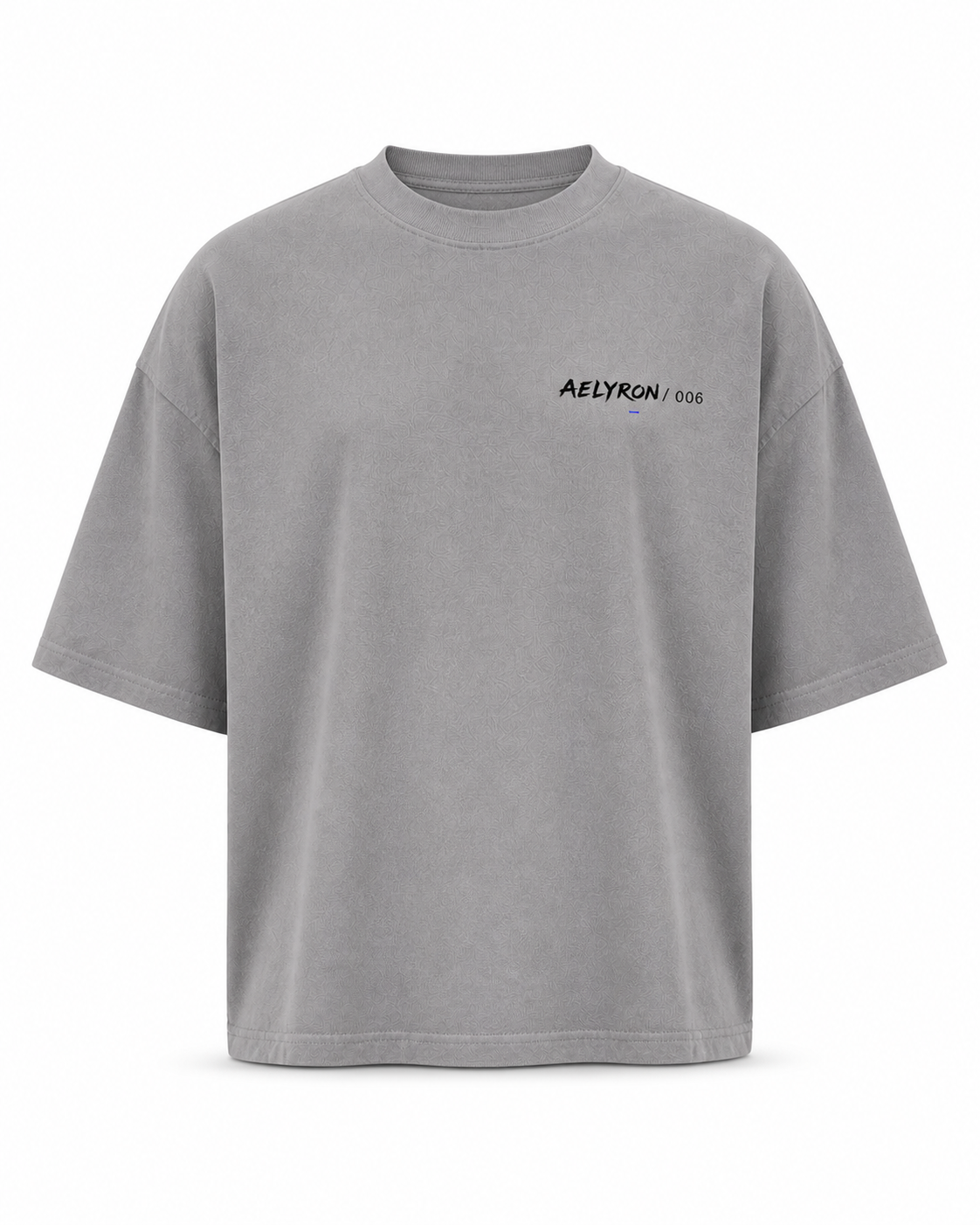 NOSTALGIE 006 — vue de face du t-shirt oversize graphique AELYRON
